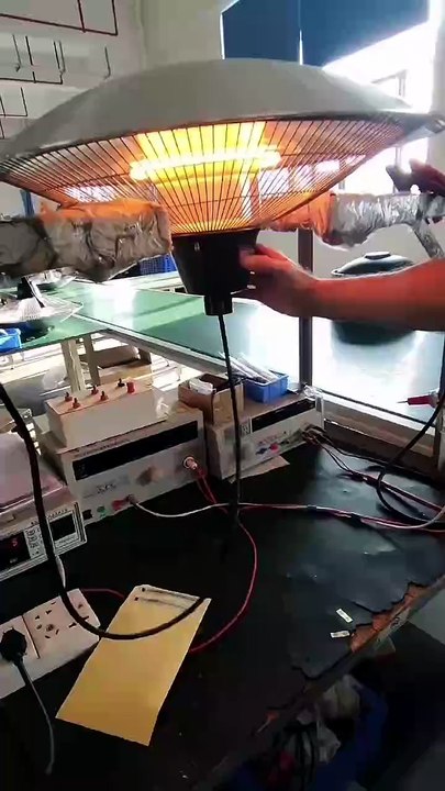 Good Quality 2100W Freestanding Infrared Heater Patio Remote Controlled Electric Outdoor Heater for Garage