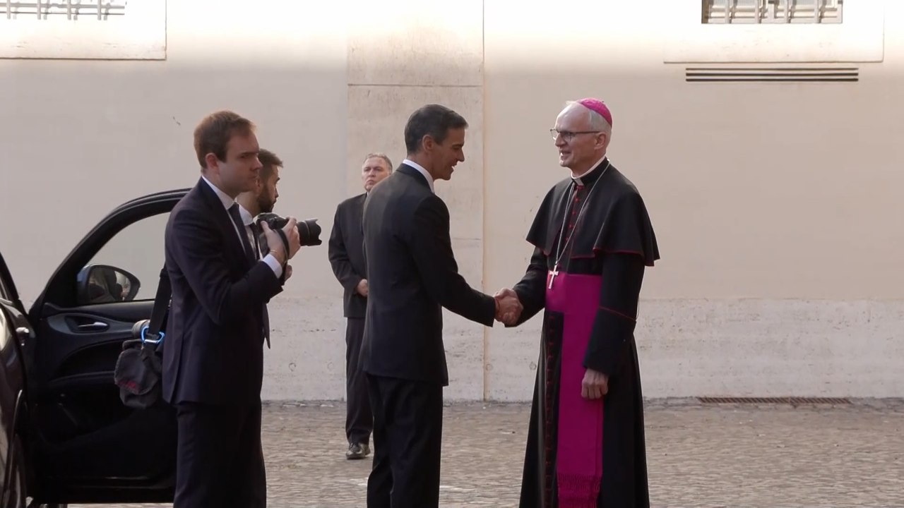 Sánchez llega al Vaticano para reunirse con el papa León XIV