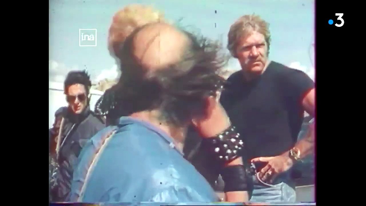 1982 - Johnny Hallyday - Johnny Tourne “Le Survivant” au Touquet pour le Palais des Sports (FR3 Nord-Pas-de-Calais, 21 Août)