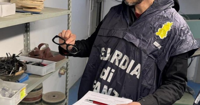 Frode fiscale nel settore degli occhiali: sequestro da 10 milioni (27.05.26)