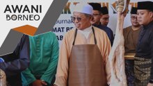 Ribuan sertai solat sunat di Masjid Jamek Negeri Sarawak.