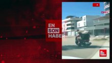 Adana’da motosiklet arkasında kurban taşıdı