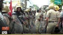 പാർട്ടി ഓഫീസിന് മുൻപിൽ കോട്ടകെട്ടി പൊലീസ് അറസ്റ്റ് ചെയ്യാൻ നിർദേശം നൽകി ഡിജിപി | CPM Protest