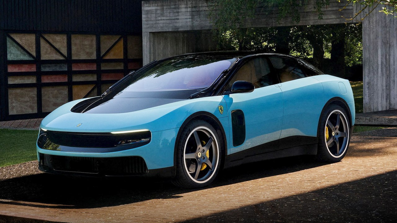 Première Ferrari électrique, la « Luce » consterne les puristes