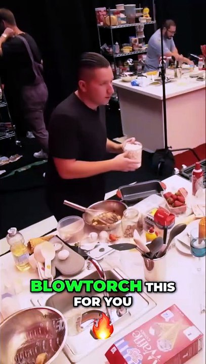 MasterChef Chocolate Factory_ Gordon Ramsay Judging Chaos! (1)