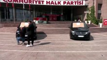 Kılıçdaroğlu, Özgür Özel döneminde kullanılan iki VIP aracı satışa çıkardı