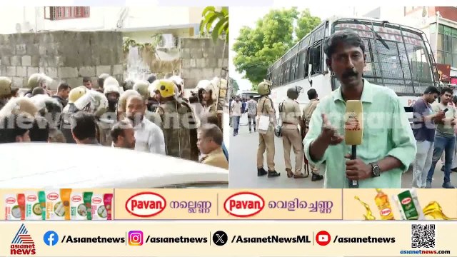 പാളയം ഏരിയ കമ്മിറ്റി ഓഫീസില്‍ നിന്നും പ്രതികളെ അറസ്റ്റ് ചെയ്യാന്‍ പൊലീസ്; സംഘർഷം ഒഴിവാക്കാൻ ചർച്ച
