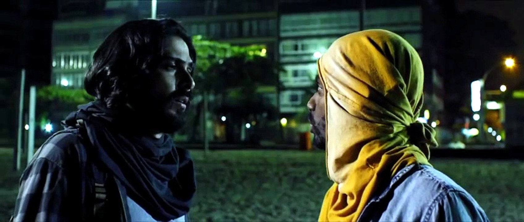 702 (2016)