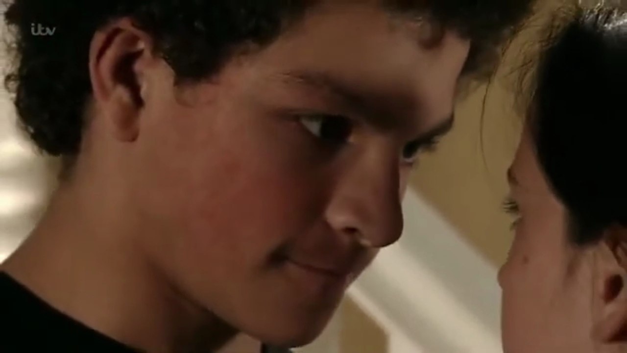 Corrie Simon Barlow vs Amy Barlow Tracy Ken Leanne & Robert Preston/Leanne Snaps at Nessa Warner 23rd November 2015 Ep 1 & 2