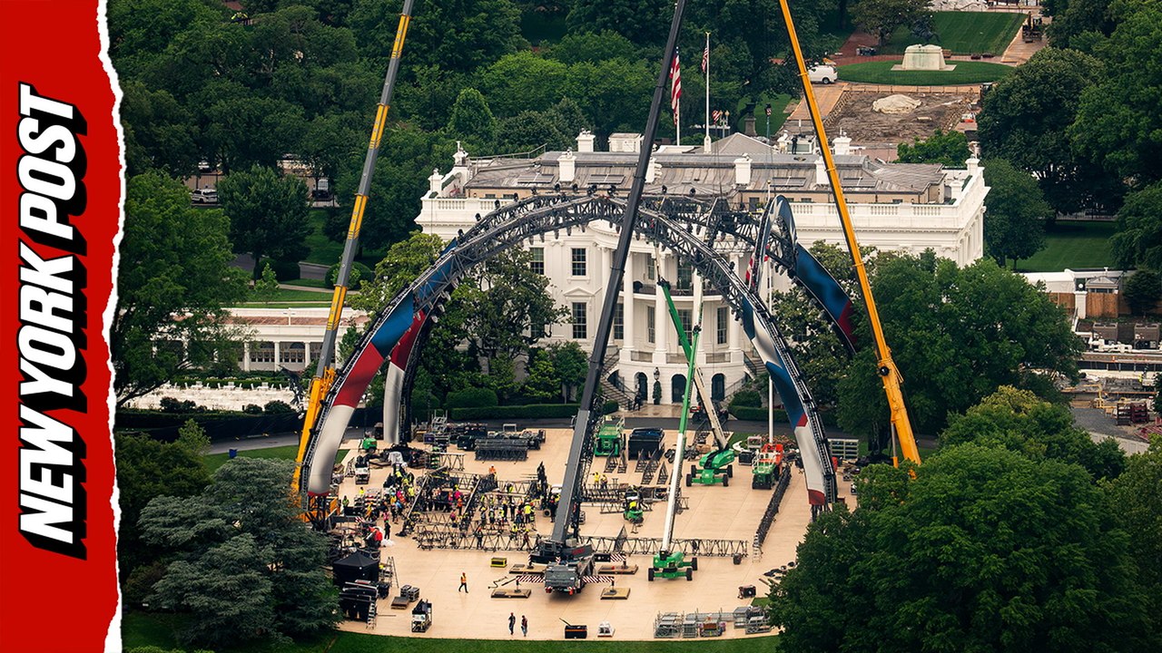 Massive scale of Trump's White House constructi...