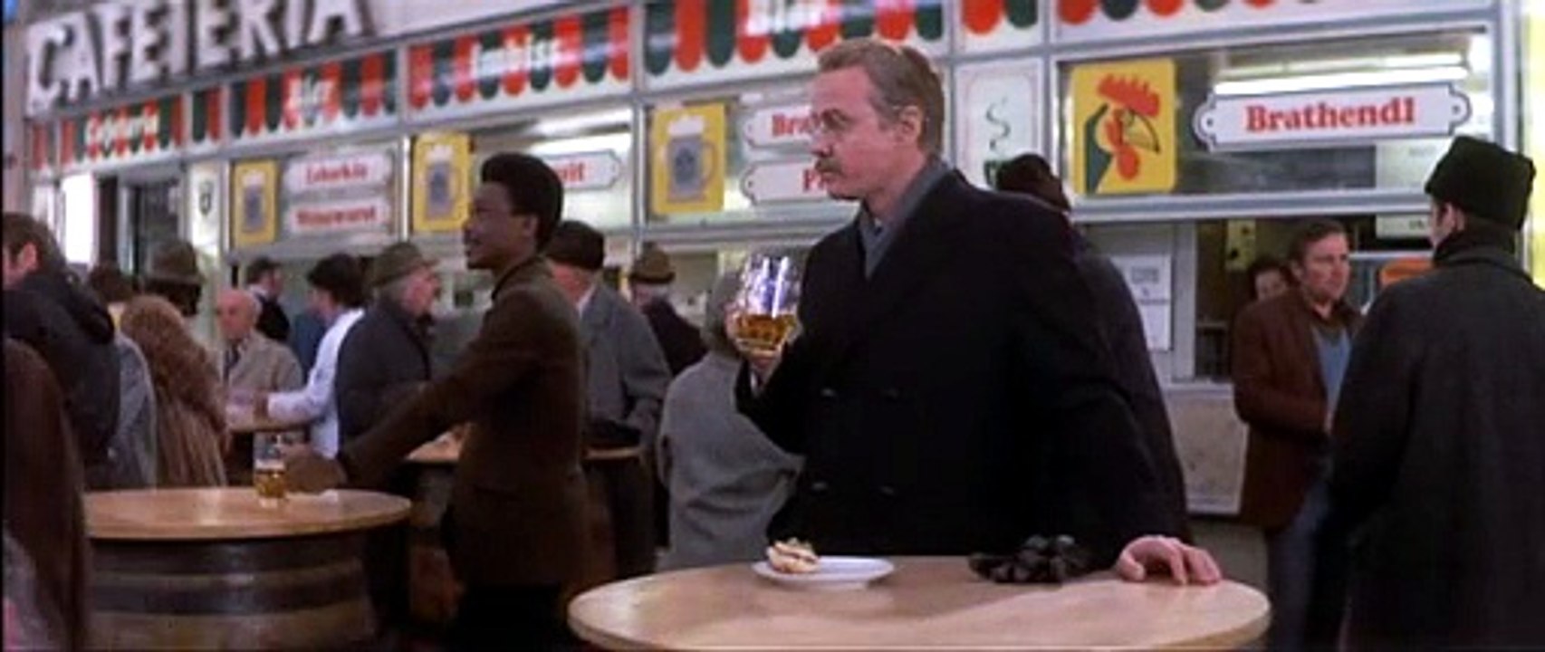 Dossier Odessa - 1974 con Jon Voight,  #2.tempo