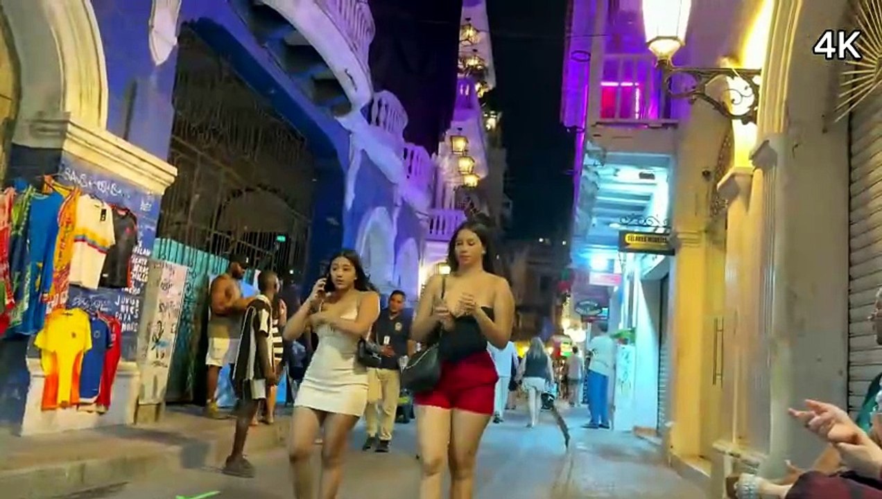 CARTAGENA 4K Night Walk | Wild Nightlife in Colombia 2026