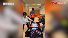 江和樹跟盧秀燕打戰鬥陀螺要盧輸就選總統 網酸市政爛怎敢選