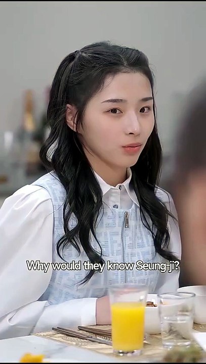 Heiress Wait, I'm Also the Class Genius