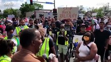 Afroamericano ucciso, a Minneapolis manifestazioni di protesta