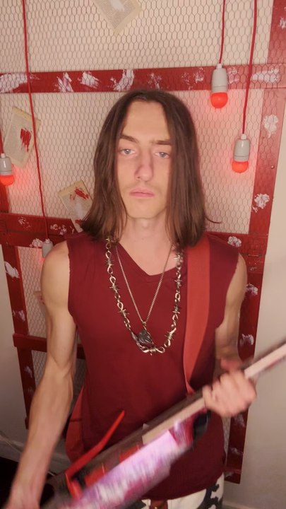 Who wants to learn how to play this riff?  #metalcore #metalhead #guitar #newsong