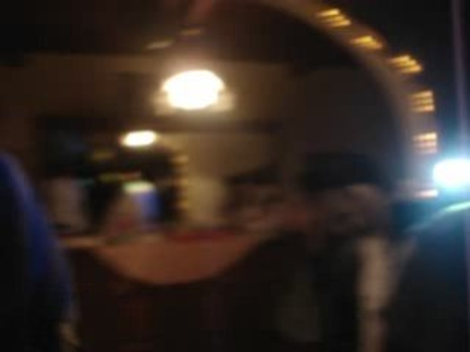 MOV07041