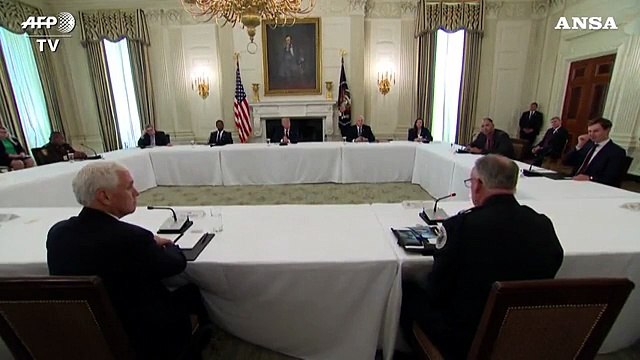 George Floyd, Trump: Nessun taglio di fondi alla nostra polizia