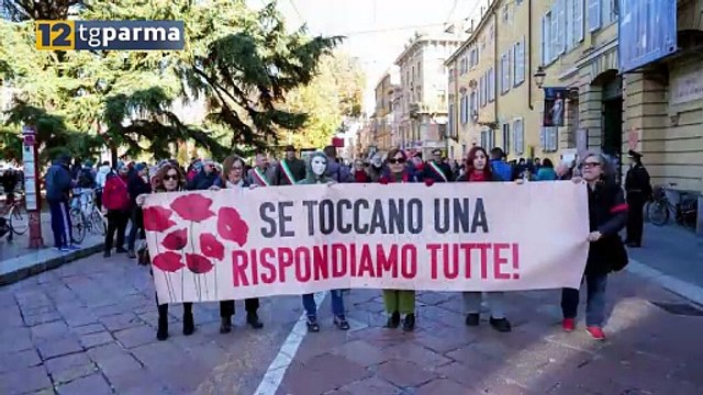 VIOLENZA DI GENERE E ADOLESCENZA: CONFRONTO AL PALAZZO DEL GOVERNATORE | VIOLENZA DI GENERE E ADOLESCENZA: CONFRONTO AL PALAZZO DEL GOVERNATORE