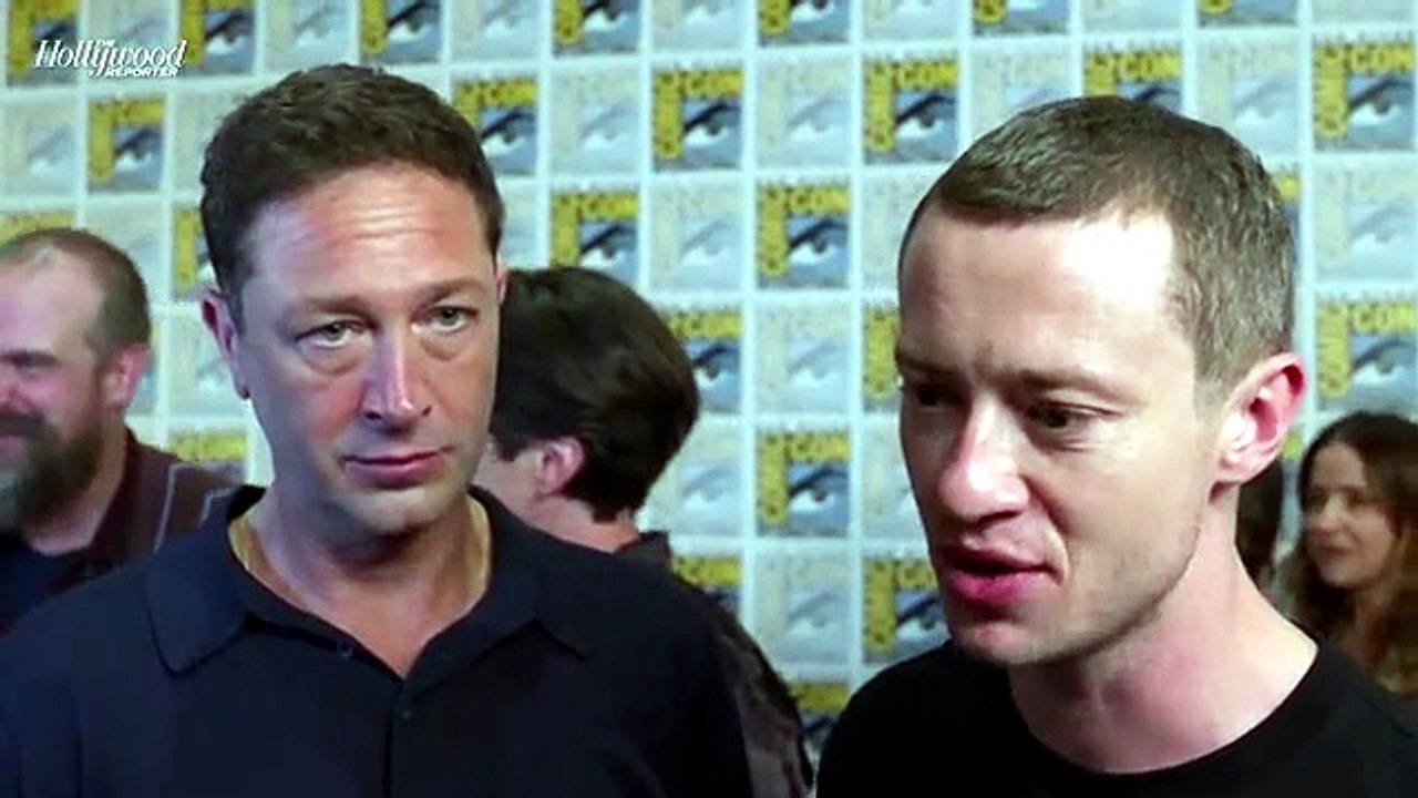 Ebon Moss-Bachrach and Joseph Quinn Talk Prepar...