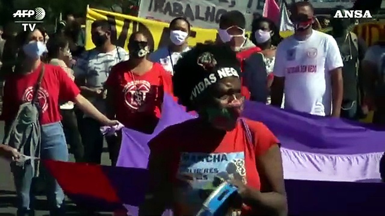 Brasile, manifestazioni pro e contro Bolsonaro