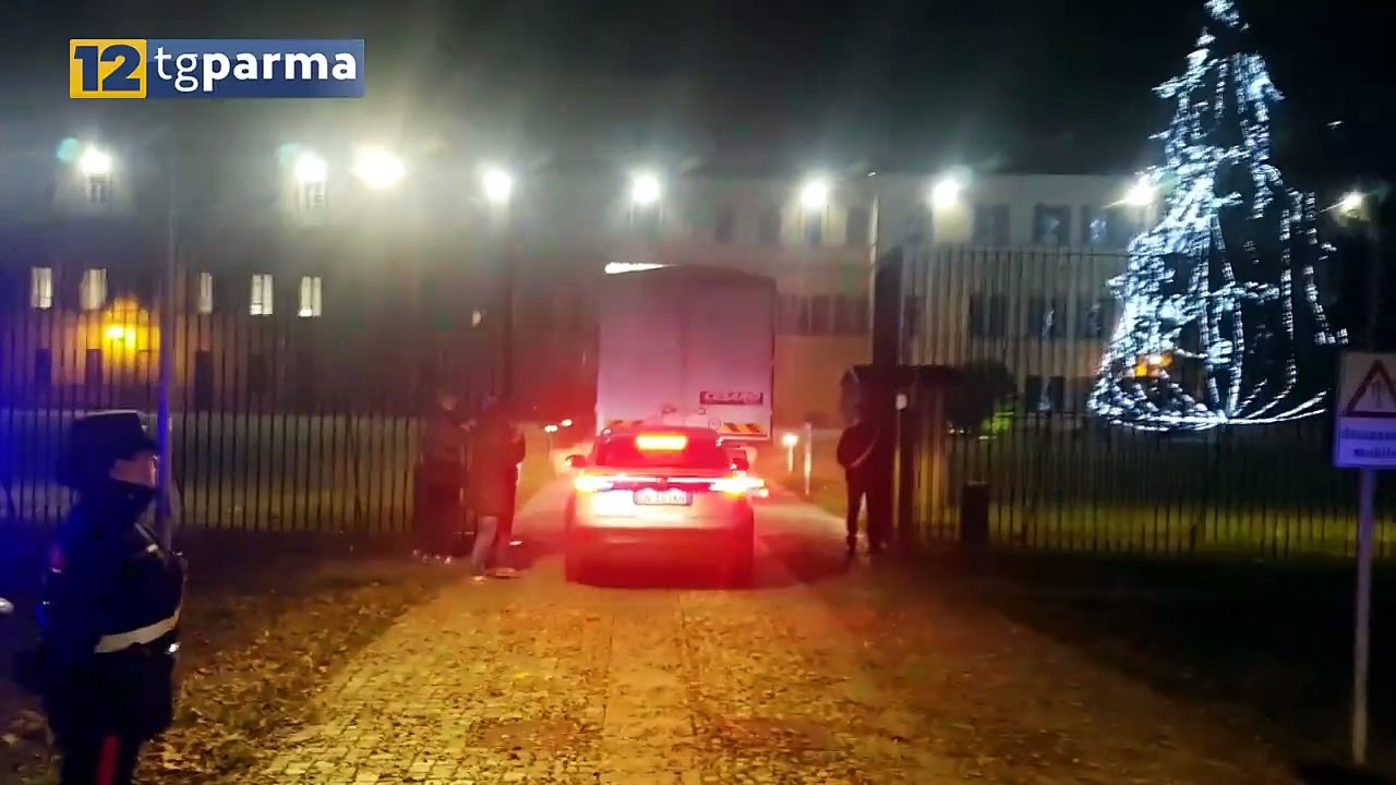 L'AUTO DI FILIPPO TURETTA ARRIVATA AL RIS DI PARMA | L'AUTO DI FILIPPO TURETTA ARRIVATA AL RIS DI PARMA