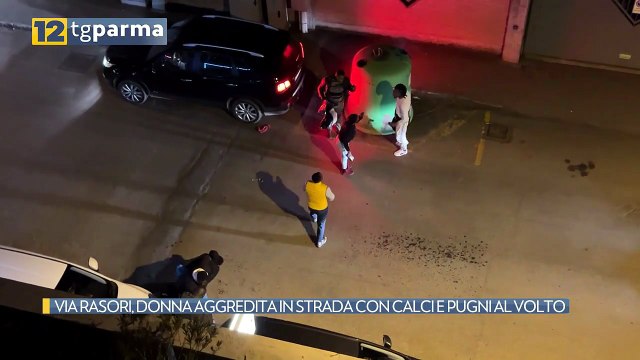VIA RASORI, DONNA AGGREDITA IN STRADA CON CALCI E PUGNI AL VOLTO | VIA RASORI, DONNA AGGREDITA IN STRADA CON CALCI E PUGNI AL VOLTO