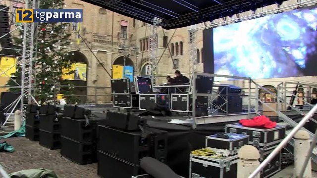 IL CAPODANNO DEI PARMIGIANI TRA FESTE E BRINDISI CON GLI AMICI | IL CAPODANNO DEI PARMIGIANI TRA FESTE E BRINDISI CON GLI AMICI