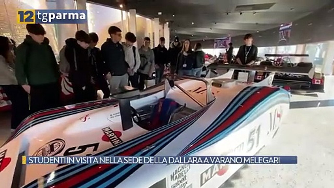 STUDENTI IN VISITA NELLA SEDE DELLA DALLARA A VARANO MELEGARI | STUDENTI IN VISITA NELLA SEDE DELLA DALLARA A VARANO MELEGARI