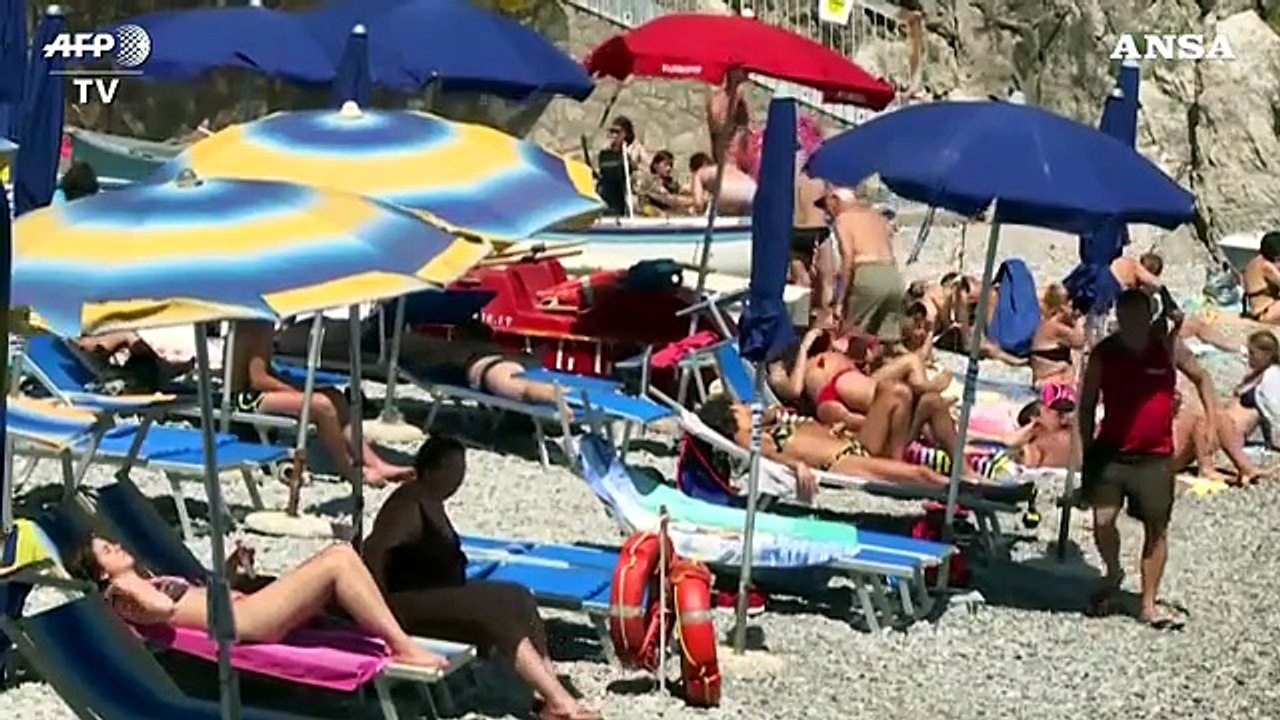 Coronavirus, boom di casi in Romania e Spagna