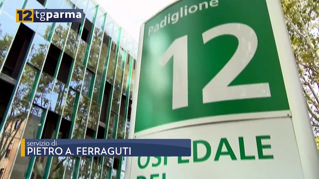 VUOLE PRELEVARE LA FIGLIA DALL'OSPEDALE E AGGREDISCE I POLIZIOTTI: ARRESTATO | VUOLE PRELEVARE LA FIGLIA DALL'OSPEDALE E AGGREDISCE I POLIZIOTTI: ARRESTATO