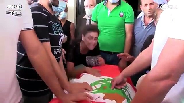 Beirut: i funerali di un membro delle forze di sicurezza libanesi
