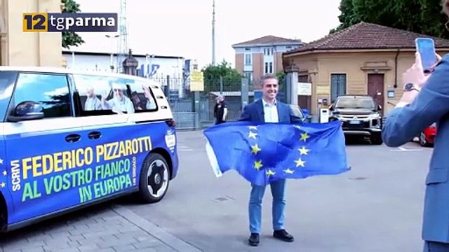 FEDERICO PIZZAROTTI HA APERTO LA CAMPAGNA ELETTORALE PER LE EUROPEE | FEDERICO PIZZAROTTI HA APERTO LA CAMPAGNA ELETTORALE PER LE EUROPEE