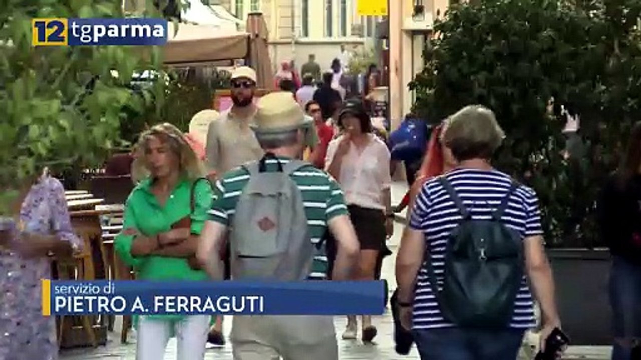 NON PAGA IL CONTO AL RISTORANTE E RUBA IL CELLULARE DELLA TITOLARE: DENUNCIATO | NON PAGA IL CONTO AL RISTORANTE E RUBA IL CELLULARE DELLA TITOLARE: DENUNCIATO