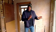 Homes Under the Hammer S29E06 -Double Down for Dion