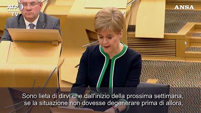 Covid, la premier scozzese annuncia il lockdown in 11 contee