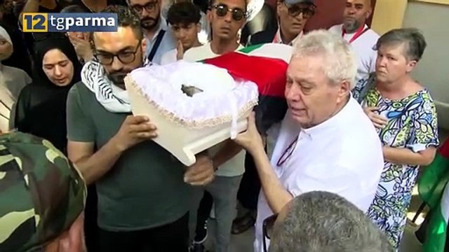 DOLORE E RABBIA AL FUNERALE DEL PICCOLO SEIFEDDIN, SEPOLTO A VALERA | DOLORE E RABBIA AL FUNERALE DEL PICCOLO SEIFEDDIN, SEPOLTO A VALERA