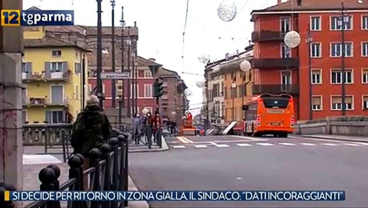 Si decide per il ritorno in zona gialla. Il sindaco: "Dati incoraggianti"