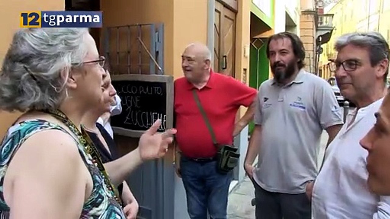 SPACCATA IN STRADA XXII LUGLIO, NEL MIRINO UN ORTOFRUTTA | SPACCATA IN STRADA XXII LUGLIO, NEL MIRINO UN ORTOFRUTTA