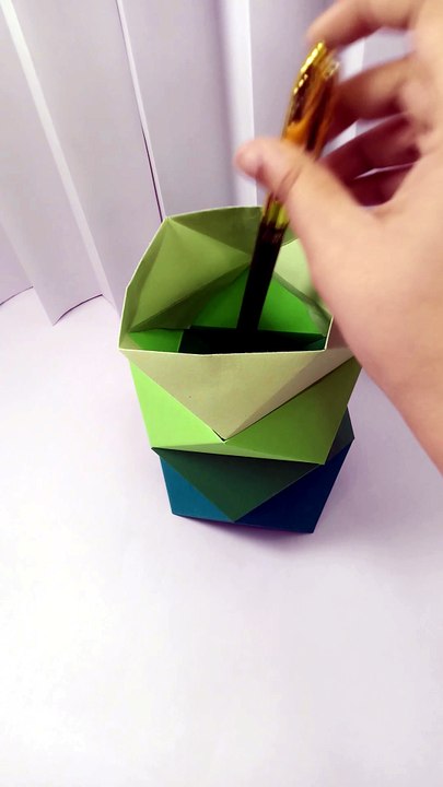 POV: You Made Your Own Pen Stand 😎