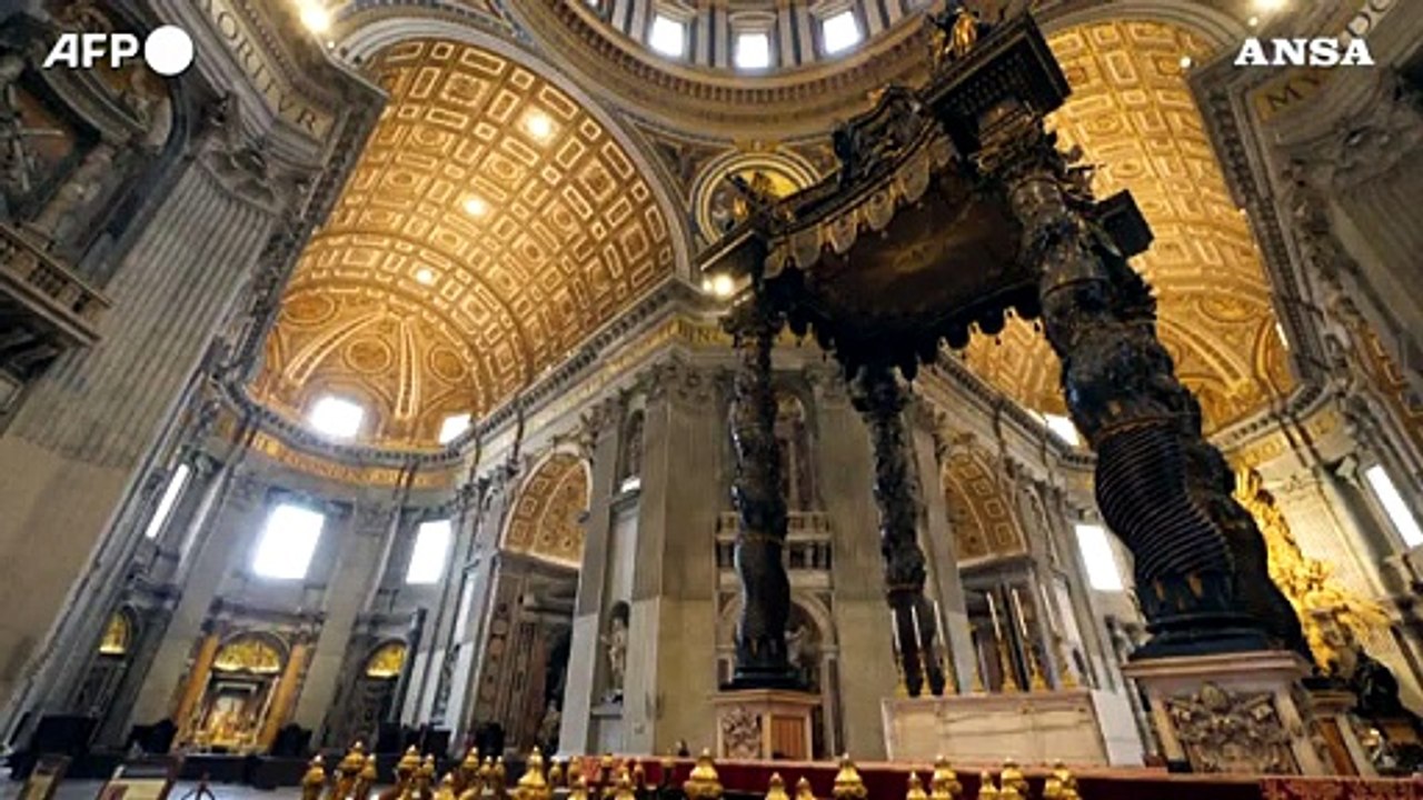 Papa: "Il vaccino e' un'opzione etica, io lo faro'"