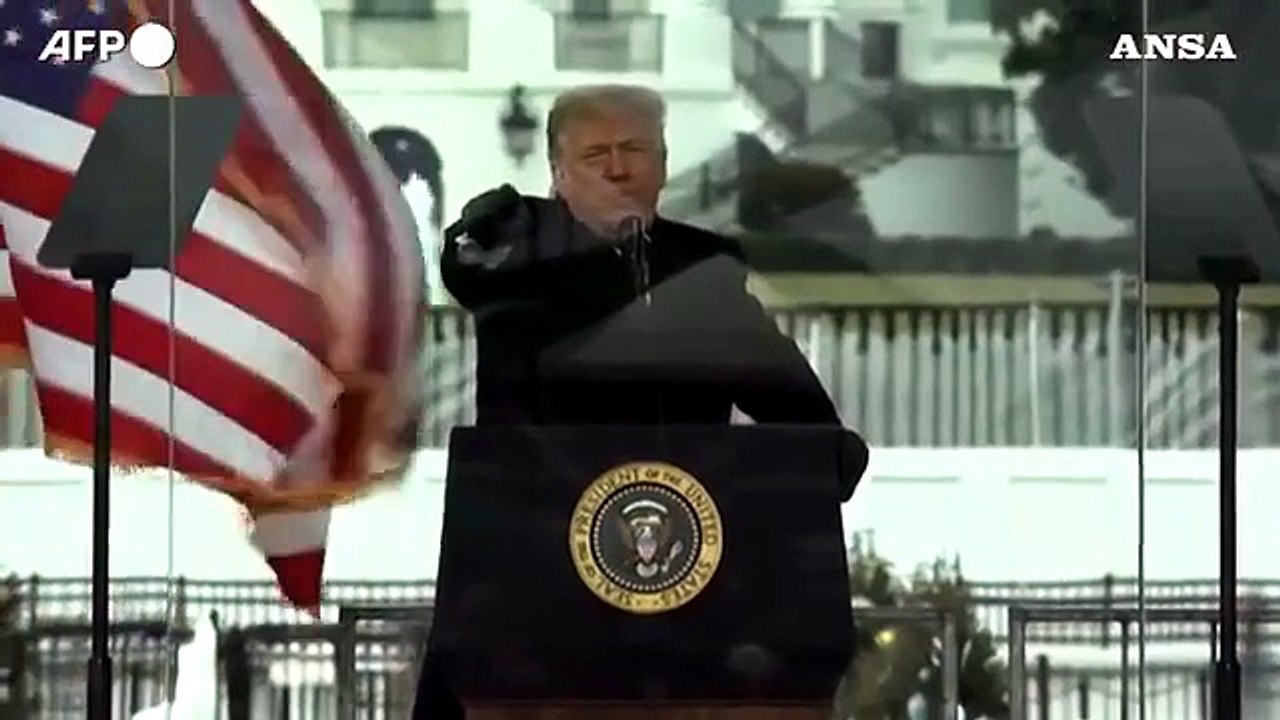 I democratici presentano alla Camera l'articolo per l'Impeachment