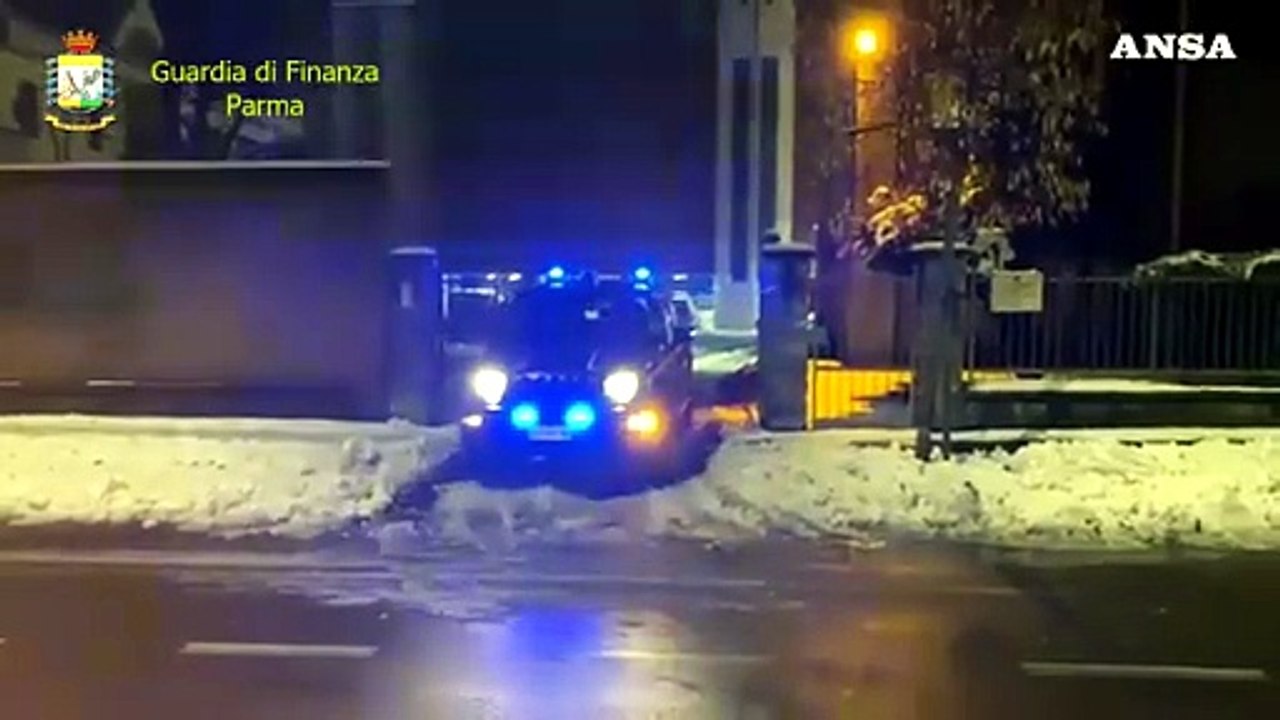 Peculato nel sistema di accoglienza dei migranti, un arresto a Parma
