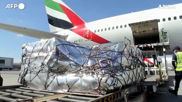Covid, Emirates effettuera' consegne quotidiane di vaccino nei paesi in via di sviluppo