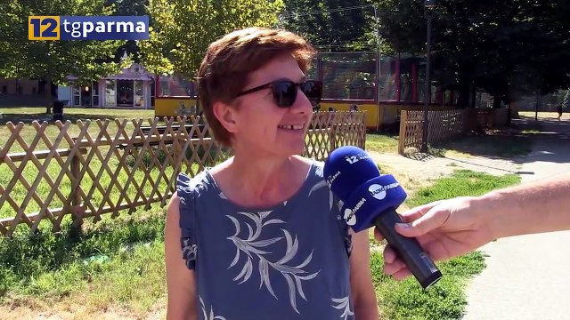 CALDO ROVENTE, CHI È RIMASTO IN CITTÀ CERCA SOLLIEVO NEI PARCHI | CALDO ROVENTE, CHI È RIMASTO IN CITTÀ CERCA SOLLIEVO NEI PARCHI