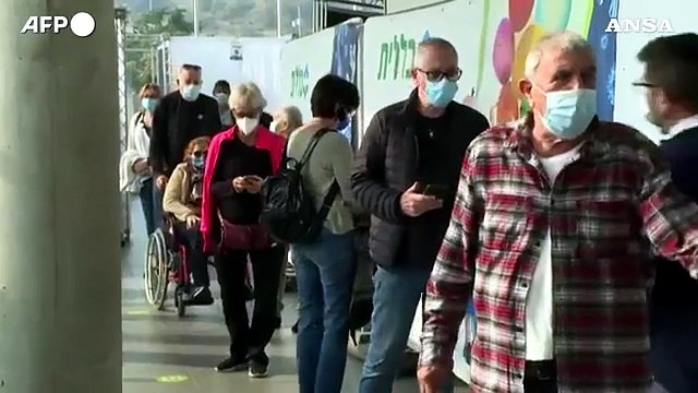 Israele, green pass ai vaccinati per la normalita'