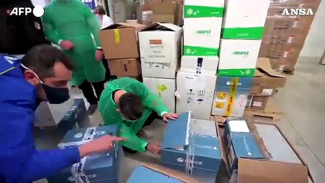 Al via vaccinazioni Astrazeneca, partenza a rilento