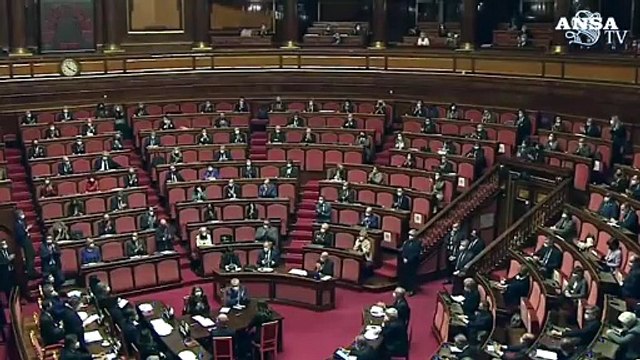 Governo, Draghi nel primo discorso da premier ringrazia Giuseppe Conte