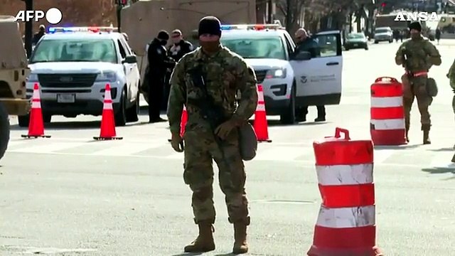 Usa, tutte le vie d'accesso in Campidoglio interrotte da posti di blocco