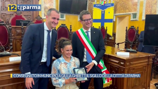 CONSEGNATO IN MUNICIPIO A GIULIA GHIRETTI IL SIGILLO DELLA CITTTÀ DI PARMA | CONSEGNATO IN MUNICIPIO A GIULIA GHIRETTI IL SIGILLO DELLA CITTTÀ DI PARMA